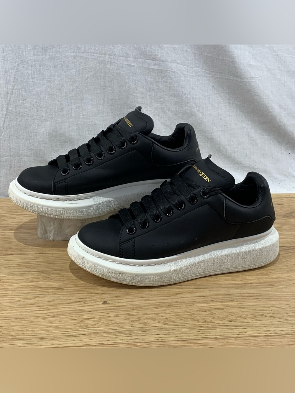 Alexander McQueen Oversized Sneaker Women’s Size 8 (EU 38) Black White Low Top